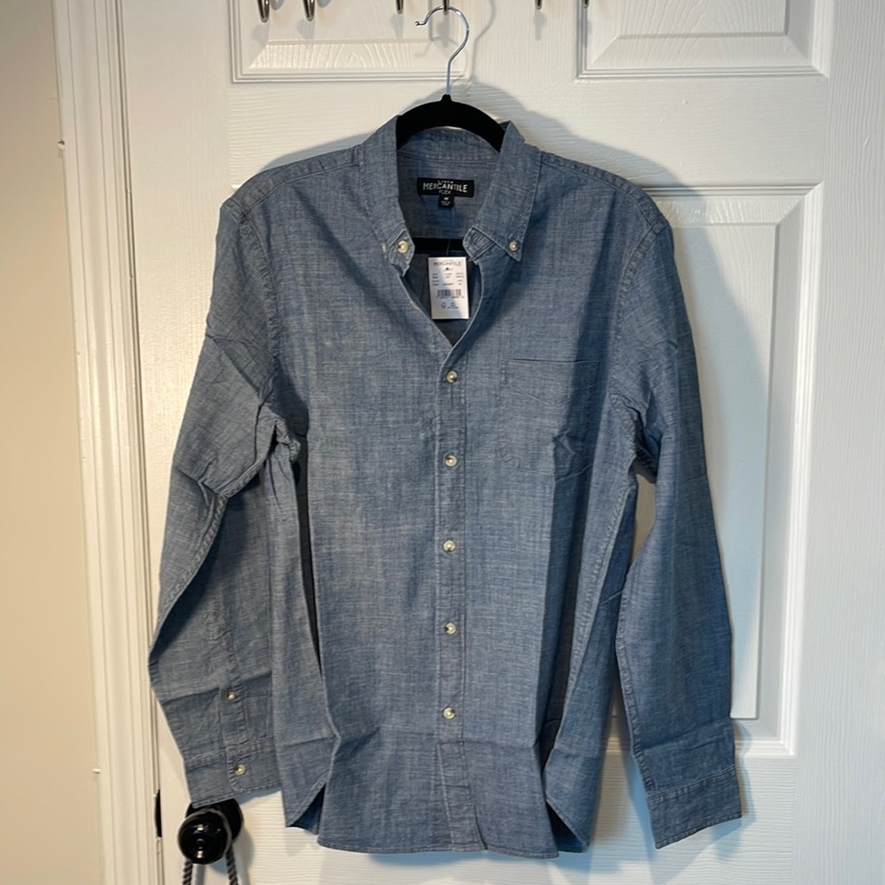 Long sleeve, great quality J crew shirt